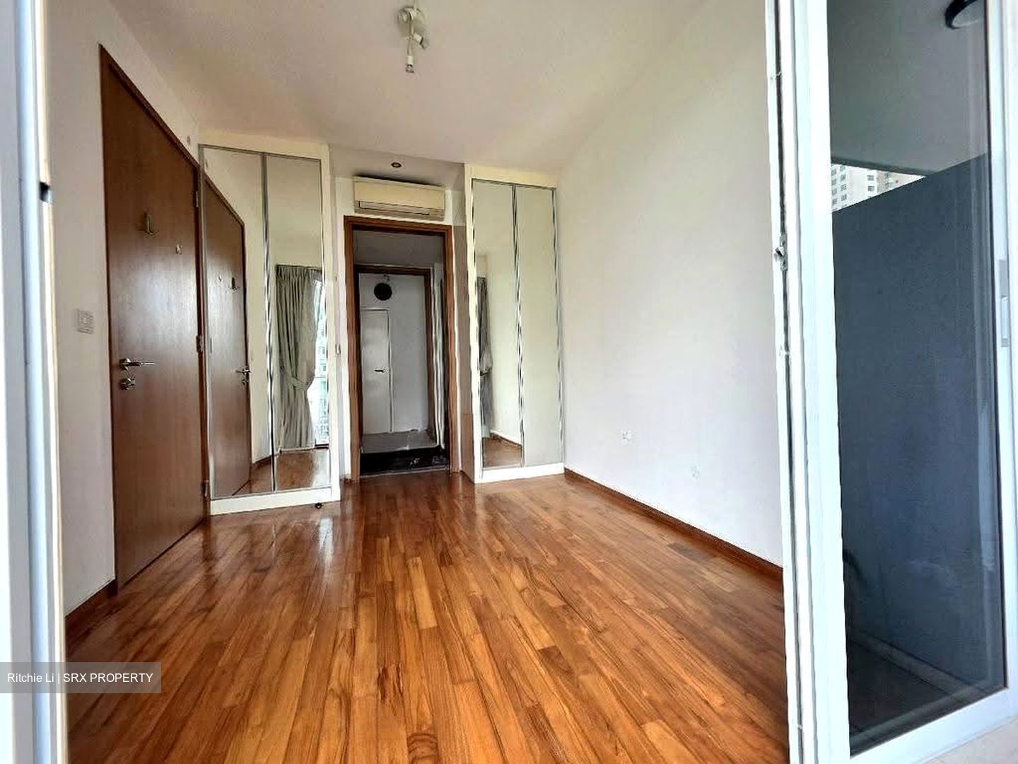 RV Suites (D10), Apartment #617680401